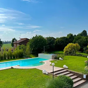 Alloggio per agriturismo La Boschina Italia