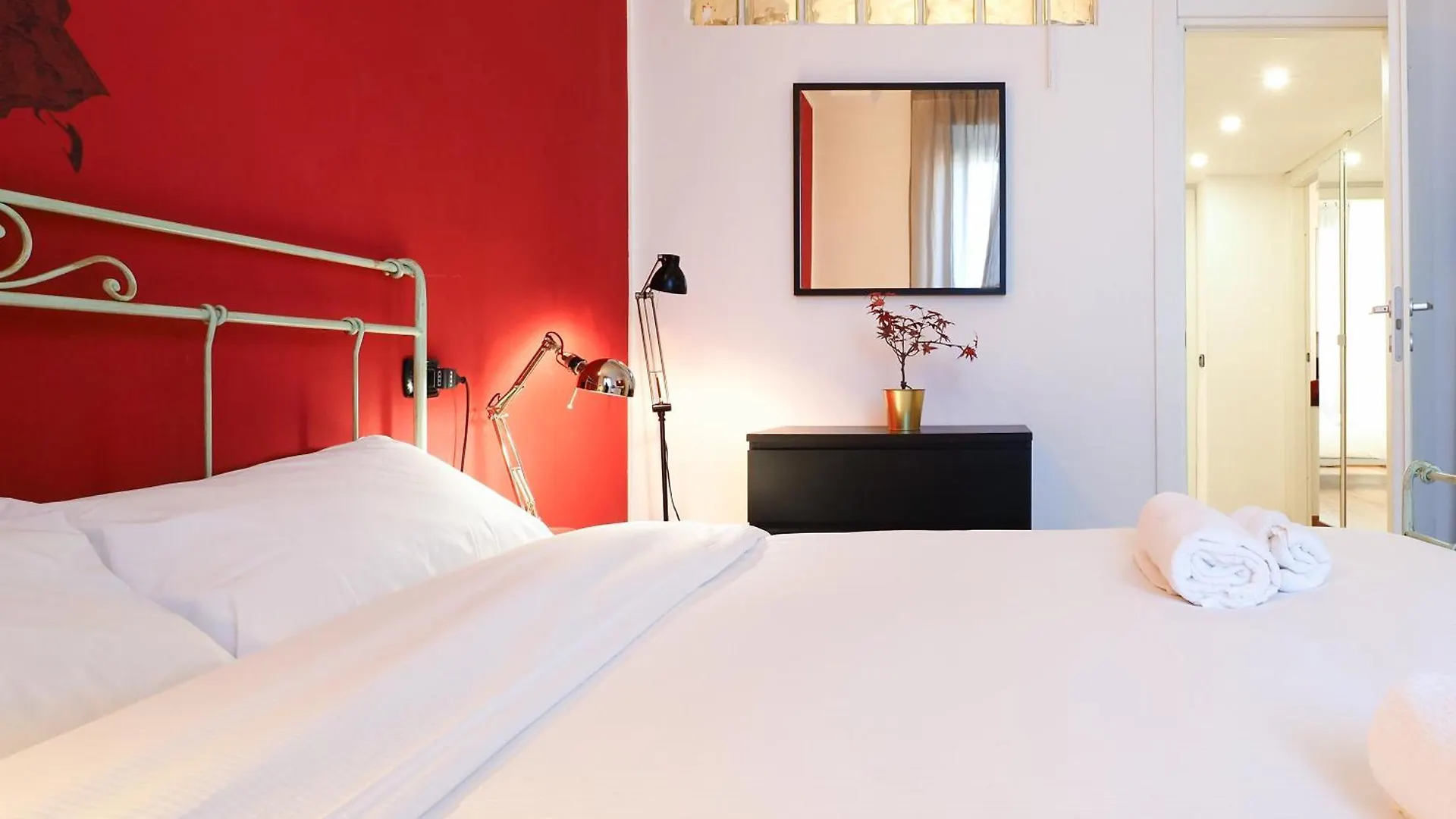 Primopiano - Palmaria Apartman Milánó