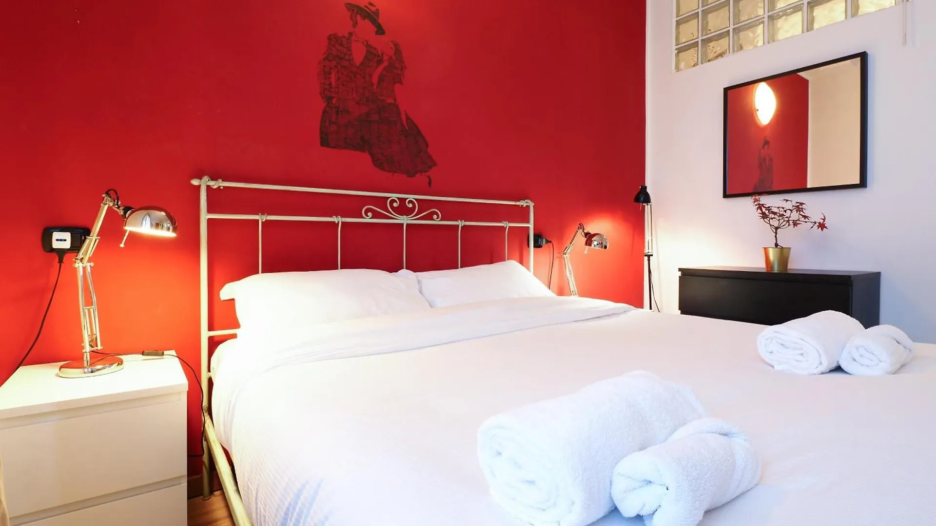 Primopiano - Palmaria Apartman Milánó